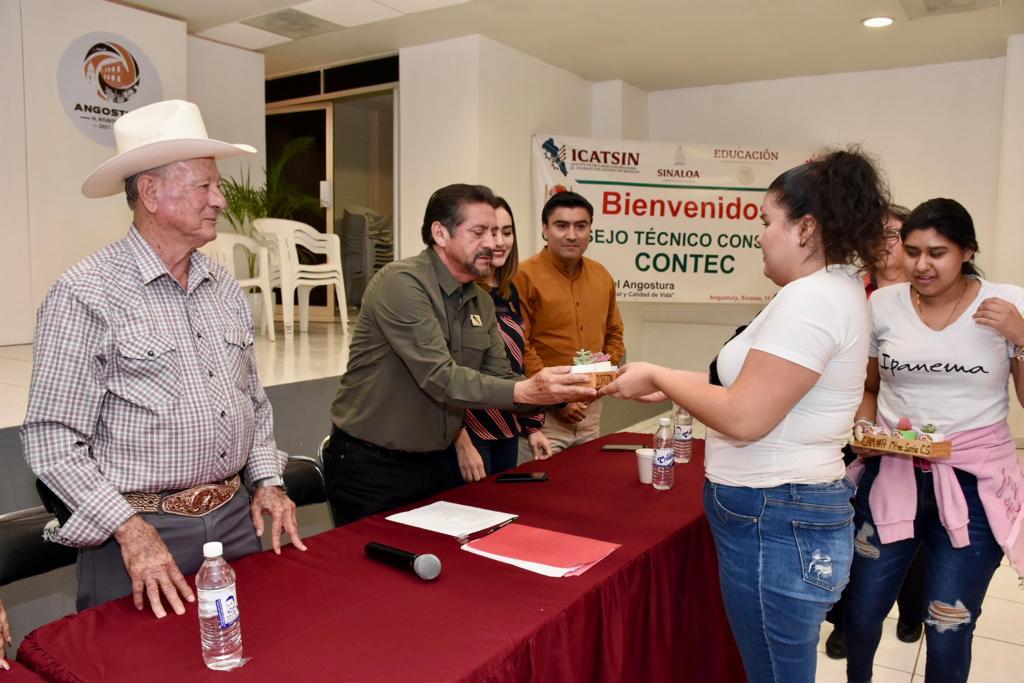 PLANTEL ICATSIN ANGOSTURA REALIZA CONSEJO TÉCNICO CONSULTIVO 