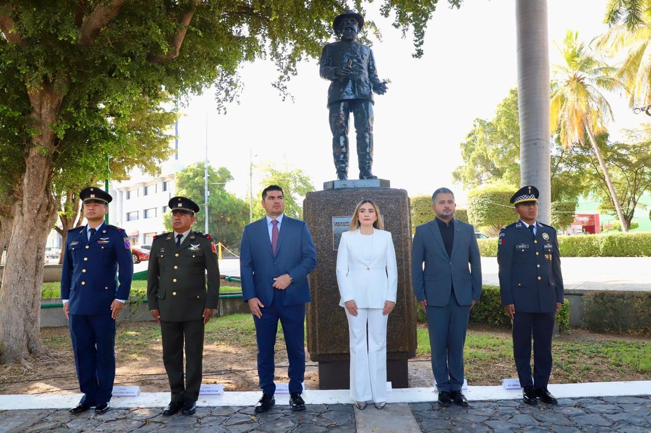 Encabeza ICATSIN el acto cívico por el 106 aniversario luctuoso de Venustiano Carranza