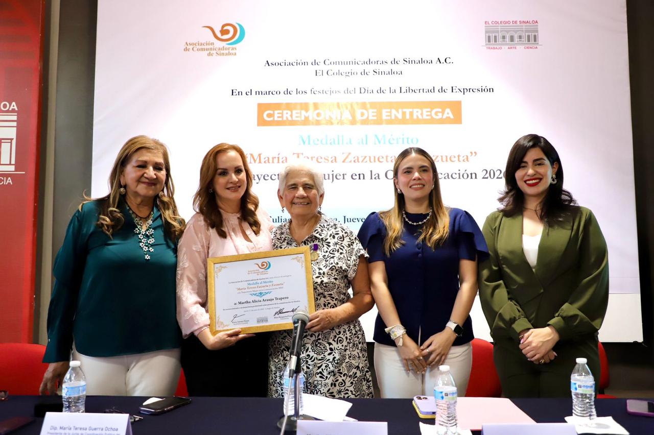 ICATSIN presente en la entrega de la Medalla al Mérito “María Teresa Zazueta y Zazueta”