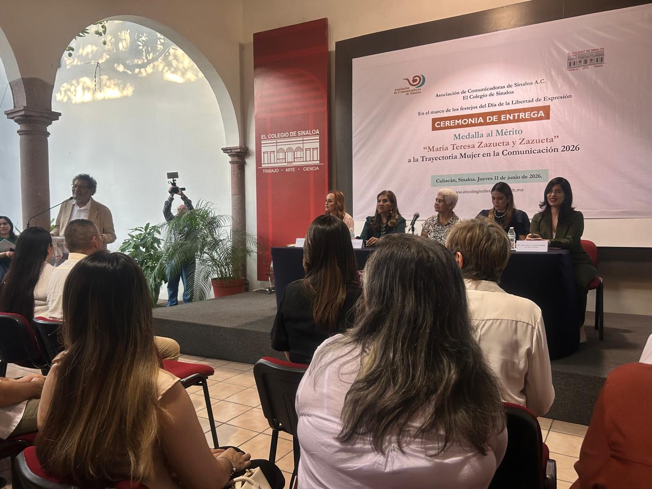 ICATSIN presente en la entrega de la Medalla al Mérito “María Teresa Zazueta y Zazueta”
