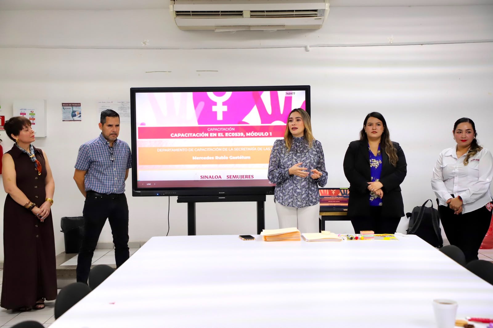 ICATSIN fortalece la capacitación a personal de SEMUJERES