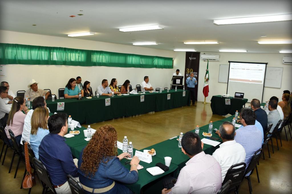 PLANTEL ESCUINAPA CELEBRA REUNIÓN CONTEC