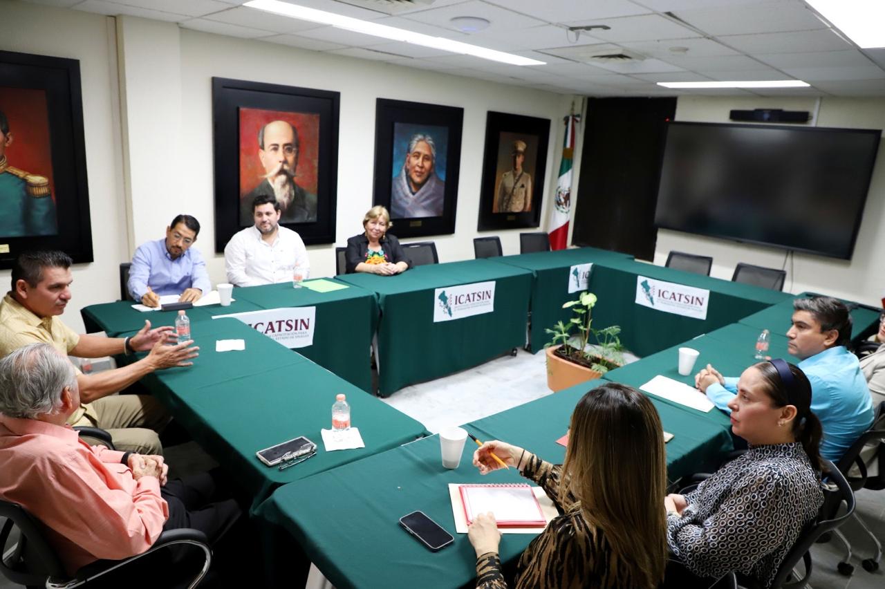 ICATSIN DA BIENVENIDA A CAMACHO AGUILAR