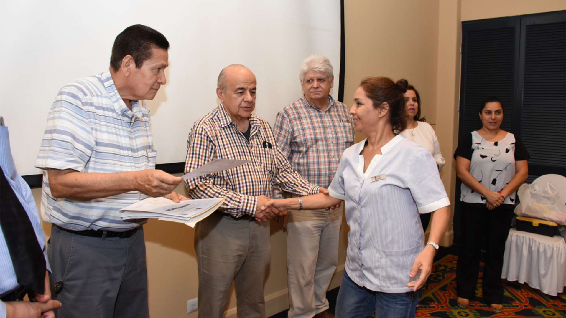ICATSIN entrega constancias de capacitación turística a 23 hoteles de Culiacán