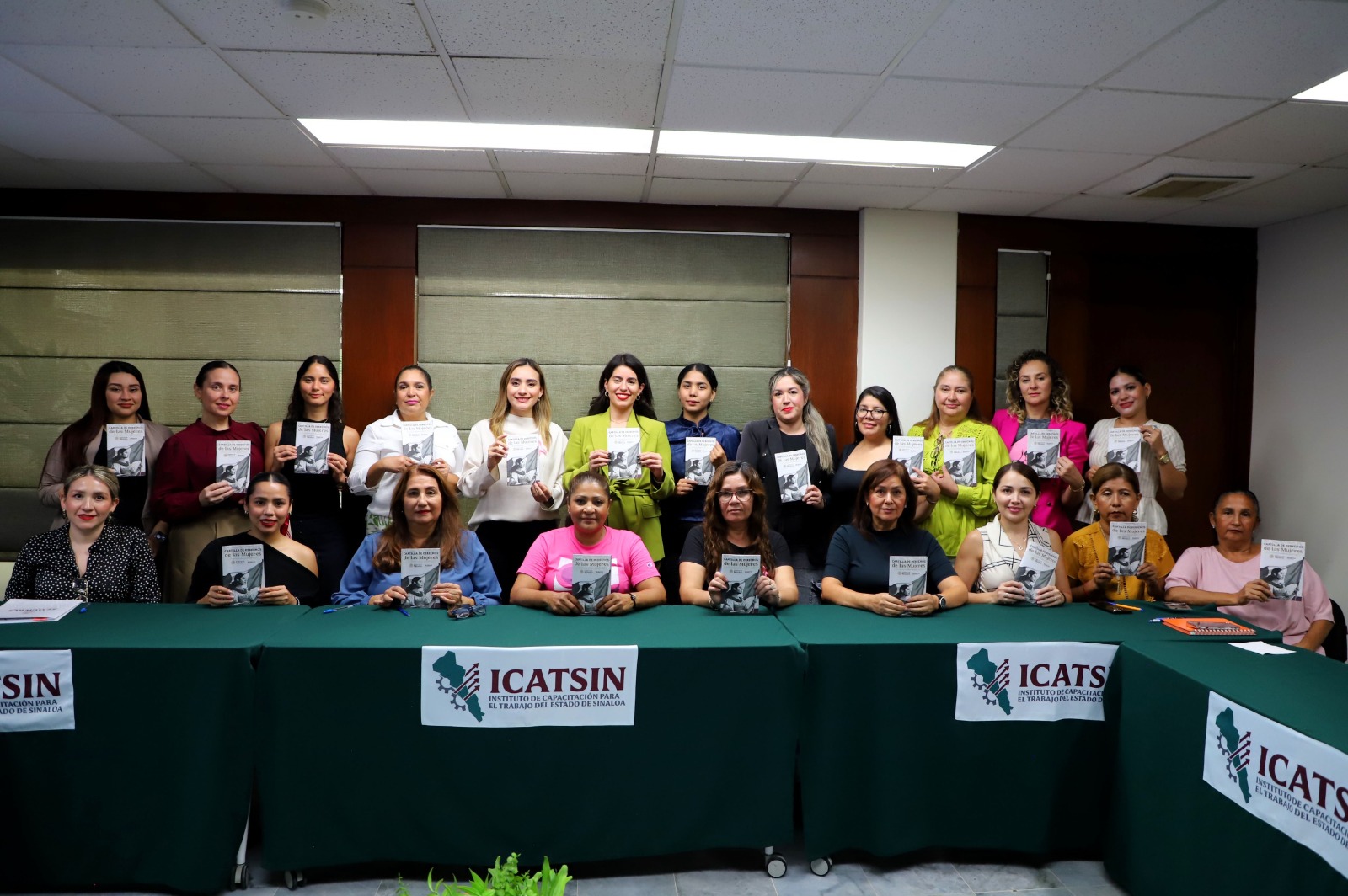 ICATSIN E ISDE FIRMAN CONVENIO DE COLABORACIÓN PARA FORTALECER LA CAPACITACIÓN Y LA ATENCIÓN A LA CIUDADANÍA