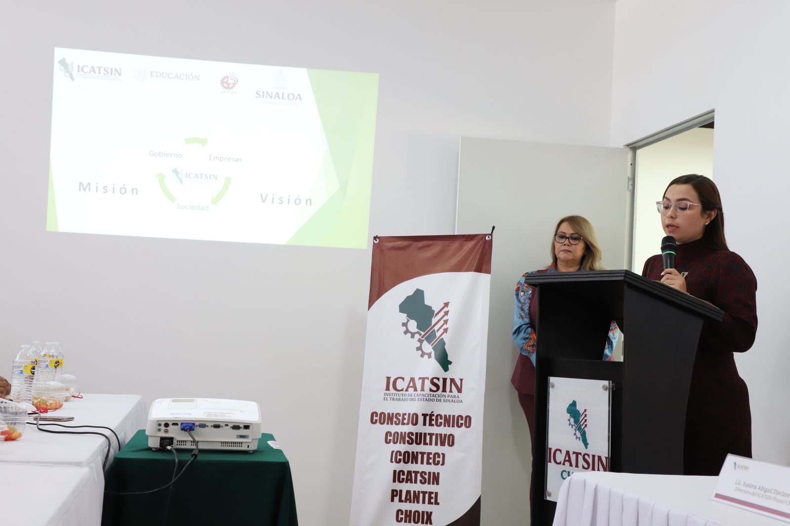 ICATSIN CHOIX REALIZA REUNIÓN CONTEC