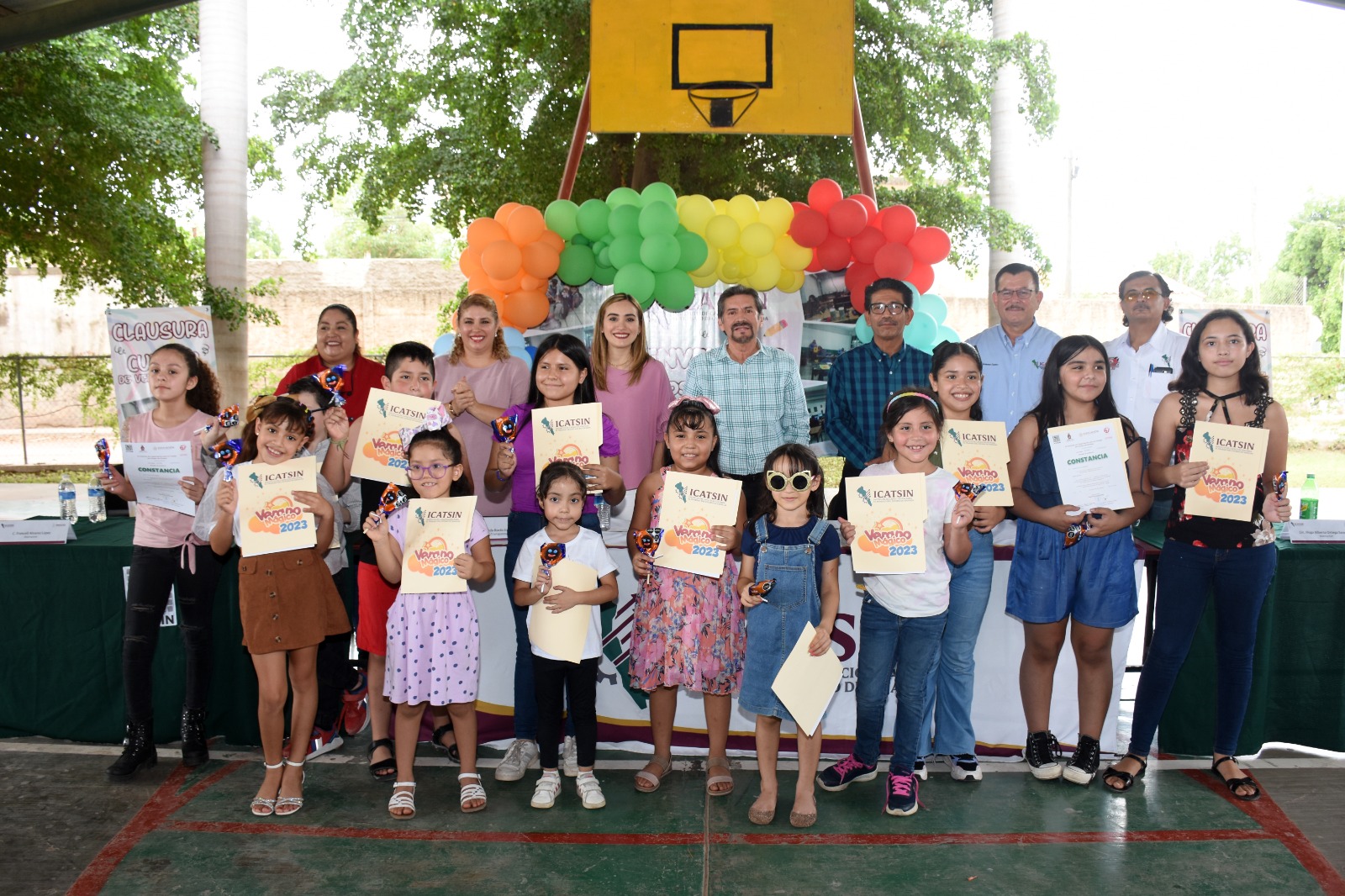 CLAUSURAN TRES CURSOS DE VERANO EN ICATSIN GUASAVE