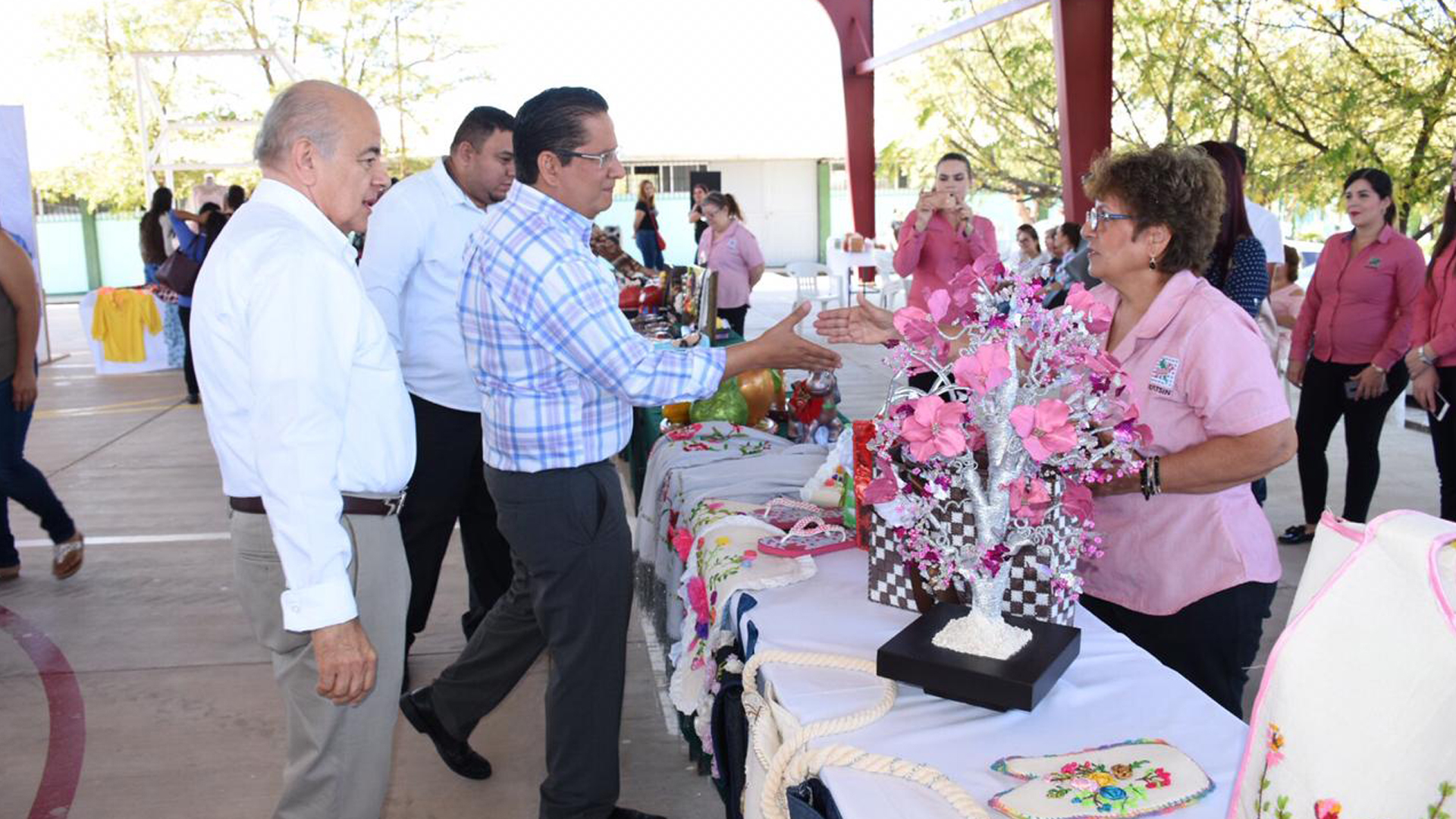 ICATSIN suma esfuerzos con los habitantes de Salvador Alvarado