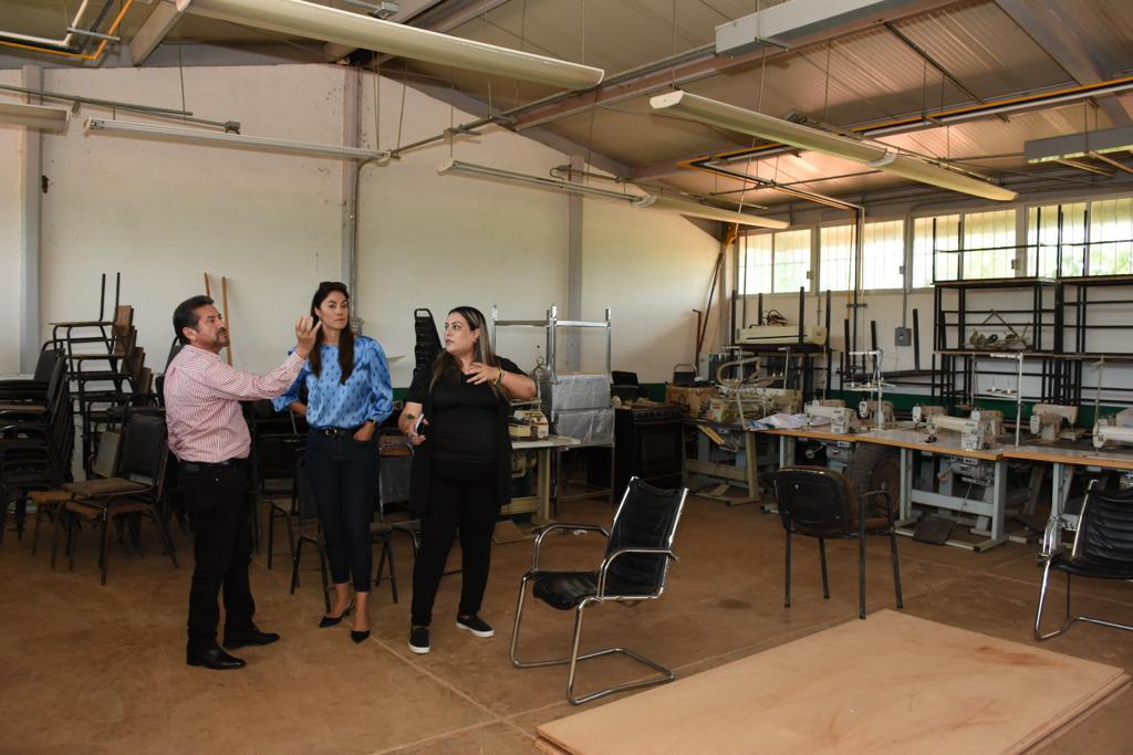 DIRECTOR GENERAL DE ICATSIN VISITA PLANTEL SINALOA