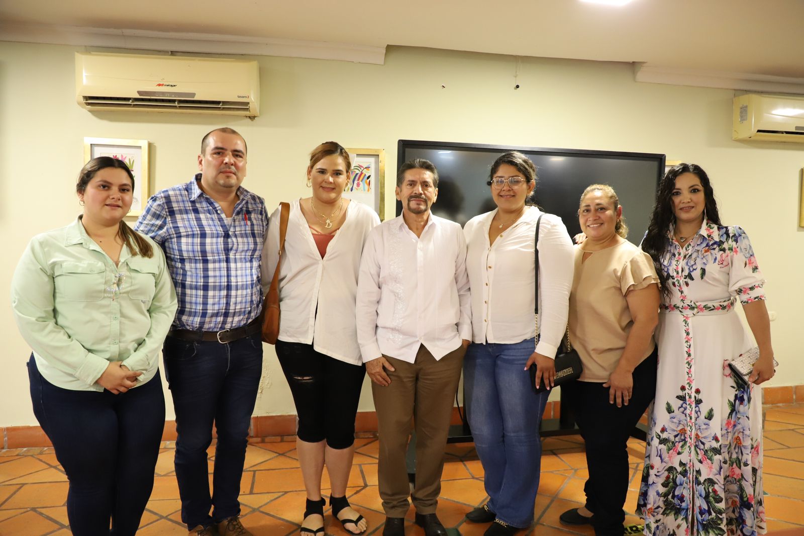 LÓPEZ PORTILLO CAPACITA A PERSONAL DEL AYUNTAMIENTO DE EL FUERTE