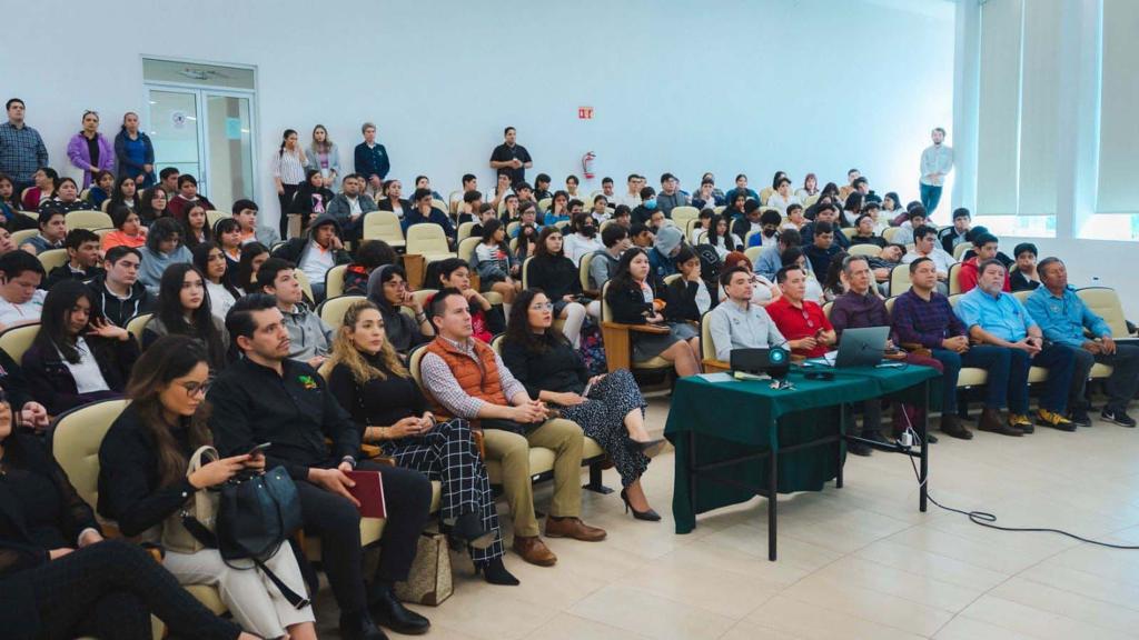 ICATSIN Y CECyTE INAGURAN CURSO DE EMPRENDIMIENTO