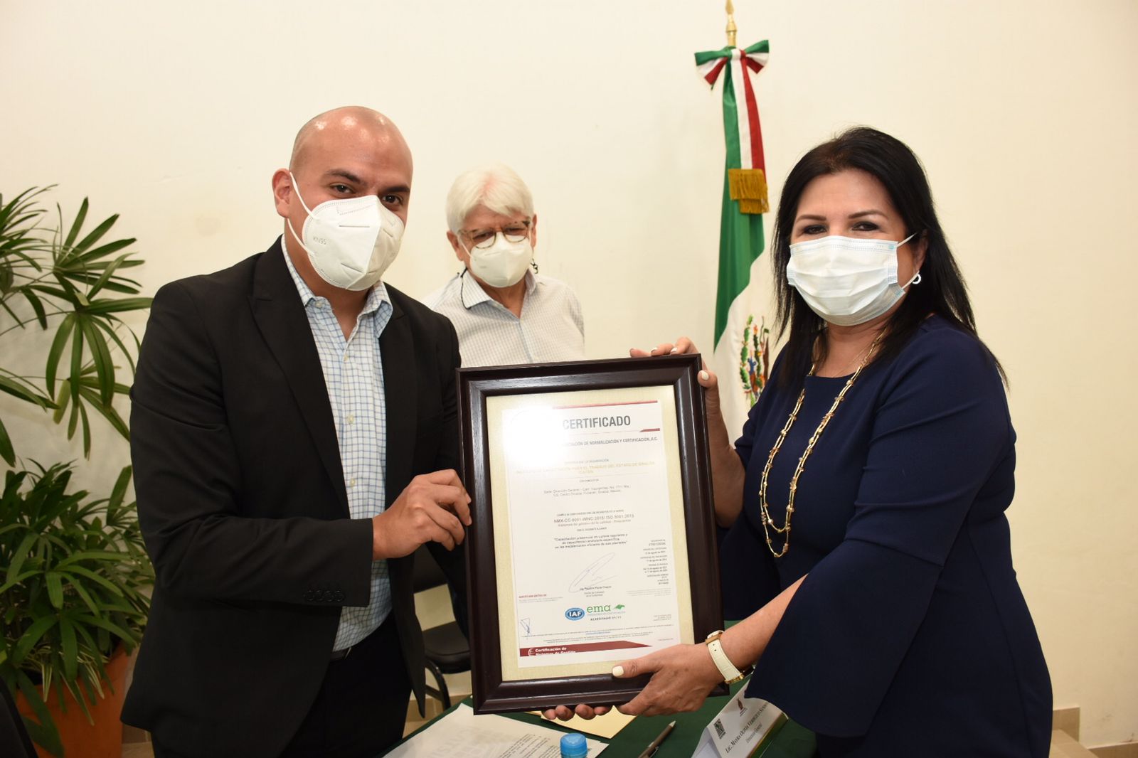ICATSIN RECIBE CERTIFICACIÓN ISO 9001:2015