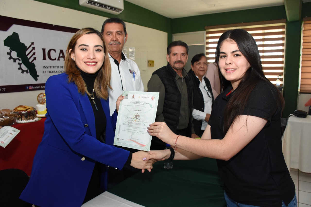 DIRECTOR GENERAL DE ICATSIN SE REUNE CON DIRECTORES DE LOS PLANTELES  Y ACCIONES MÓVILES SE LA ZONA NORTE