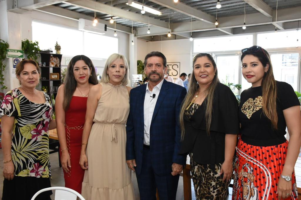 CELEBRA ICATSIN EL DÍA DE LAS MADRES