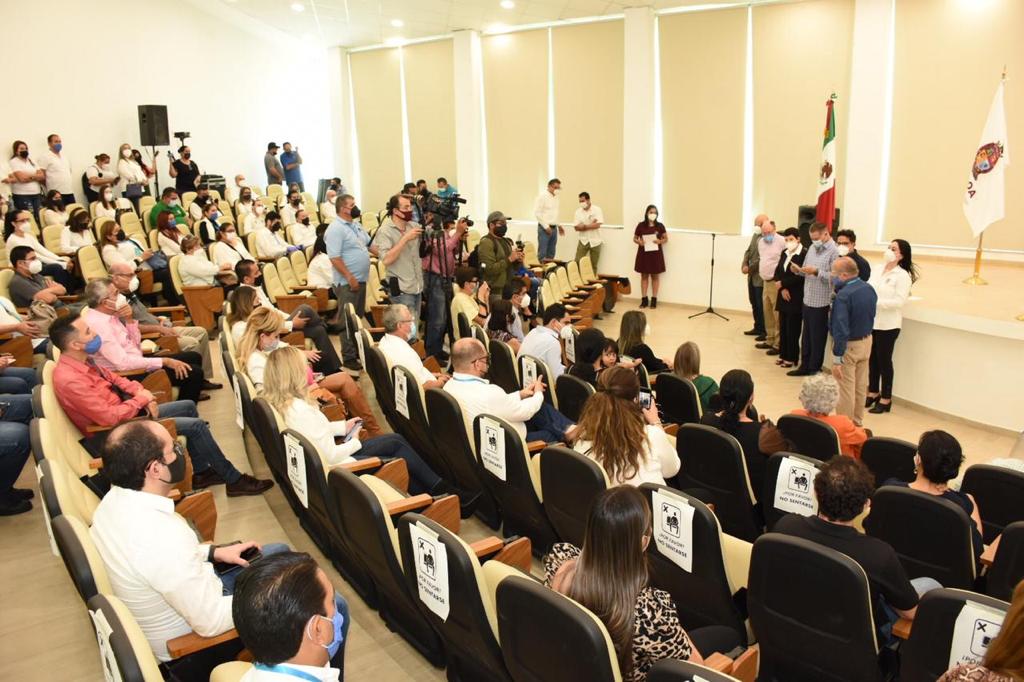 RECONOCE QUIRINO APORTACIÓN ACADÉMICA DE AUDÓMAR AHUMADA