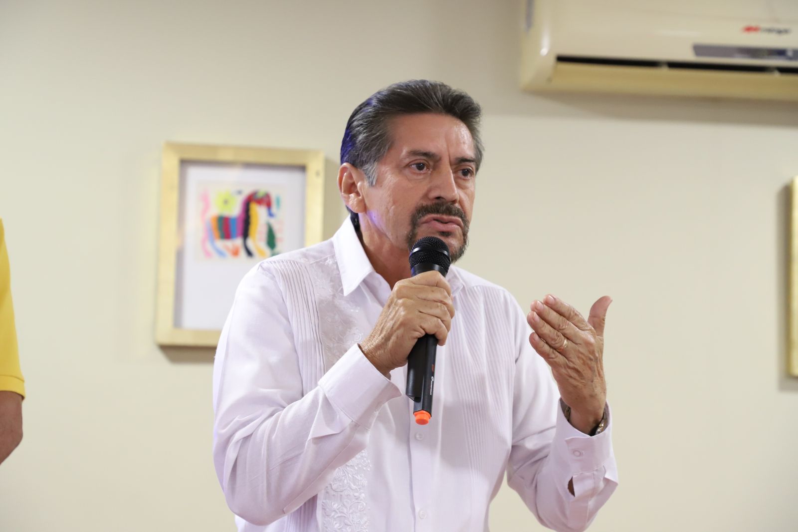 LÓPEZ PORTILLO CAPACITA A PERSONAL DEL AYUNTAMIENTO DE EL FUERTE