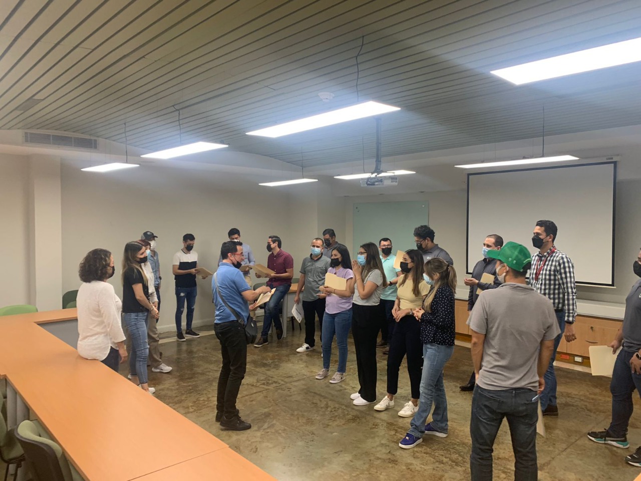 ICATSIN CAPACITA A PERSONAL DE AGROINDUSTRIAS DEL NORTE