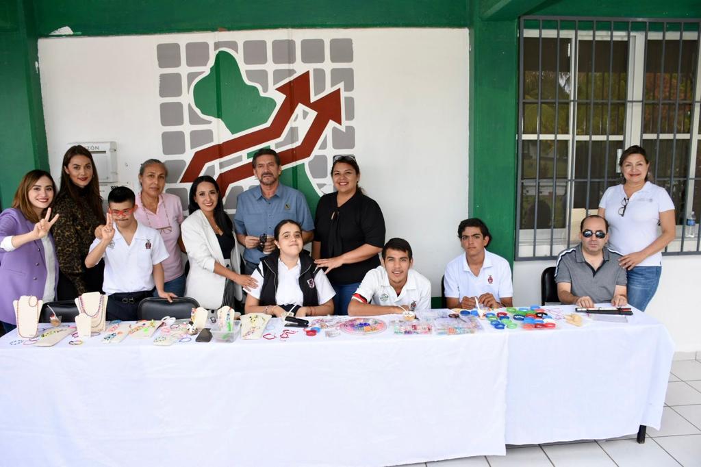 CON MUESTRA DE TRABAJOS ICATSIN ELOTA CELEBRA SU 25 ANIVERSARIO 