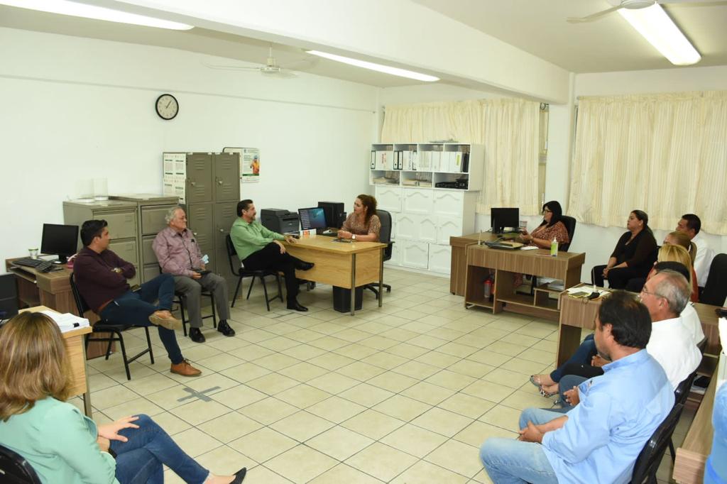 DIRECTOR GENERAL DE ICATSIN VISITA PLANTEL EL ROSARIO