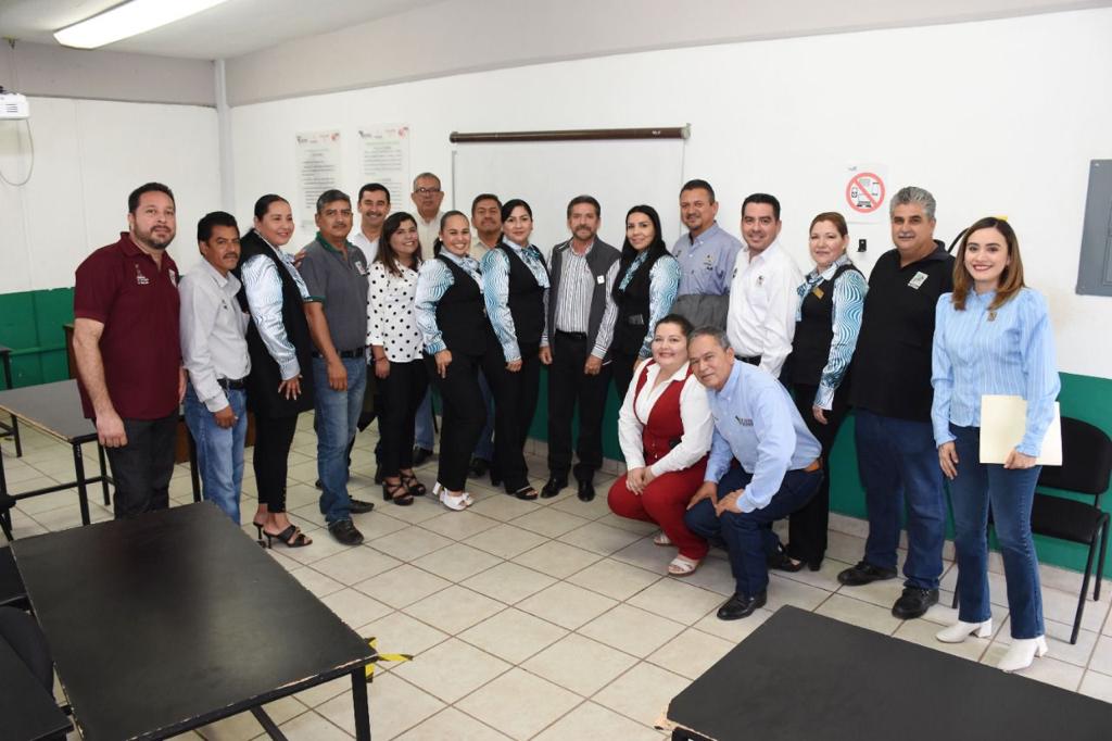 LÓPEZ PORTILLO VISITA PLANTEL ICATSIN GUASAVE