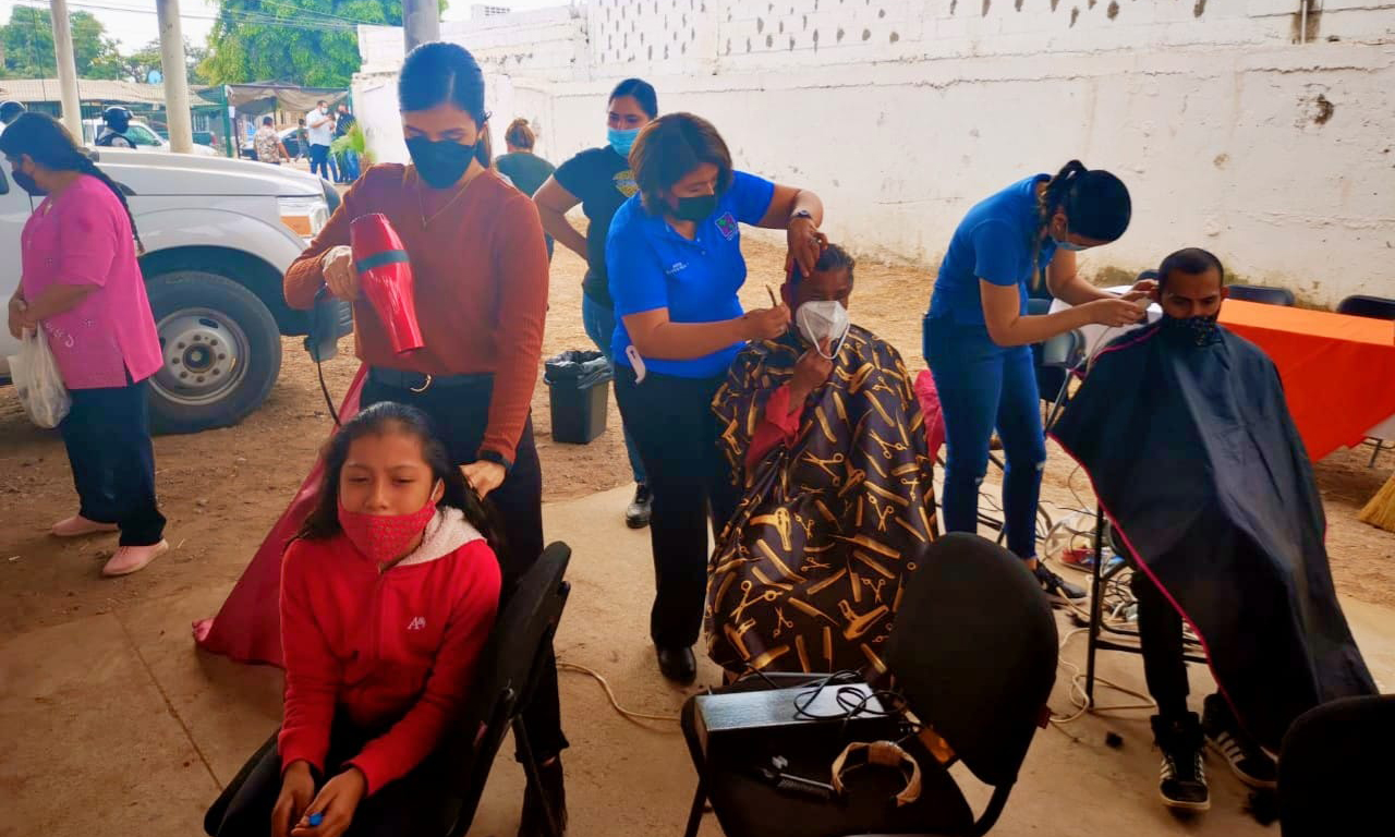 ICATSIN REFRENDA COMPROMISO CON LAS MUJERES