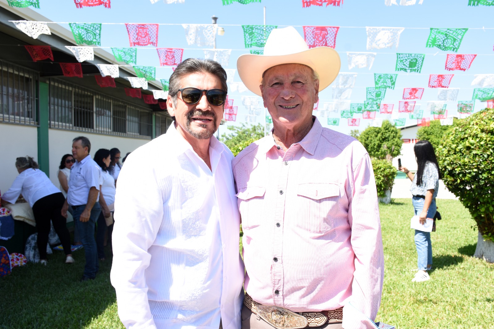 DIRECTOR GENERAL DE ICATSIN CLAUSURA CURSOS EN PLANTEL ANGOSTURA
