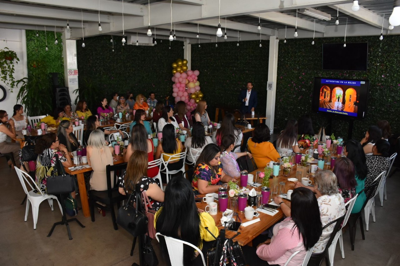 CELEBRA ICATSIN EL DÍA DE LAS MADRES