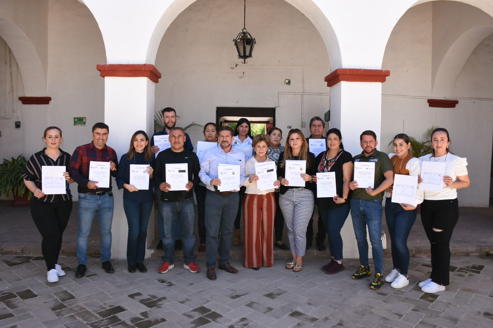 ICATSIN refrenda compromiso de capacitación con Cosalá y San Ignacio