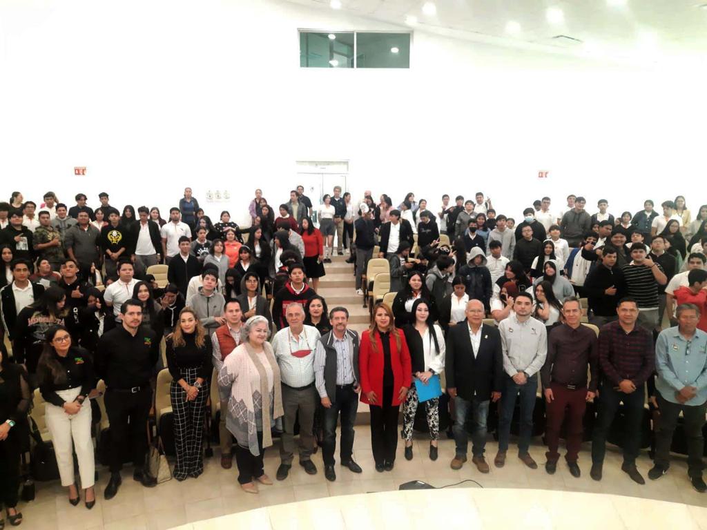 ICATSIN Y CECyTE INAGURAN CURSO DE EMPRENDIMIENTO