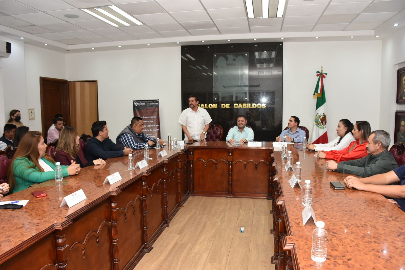 ICATSIN UNE ESFUERZOS POR LA CAPACITACIÓN CON EL H. AYUNTAMIENTO DE BADIRAGUATO Y SISTEMA DIF MUNICIPAL