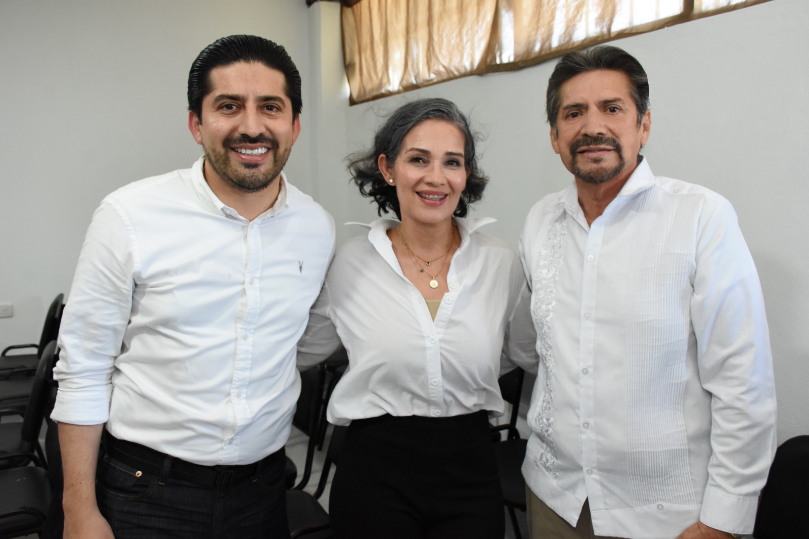 DIRECTOR GENERAL DE ICATSIN CLAUSURA CURSOS EN PLANTEL ANGOSTURA