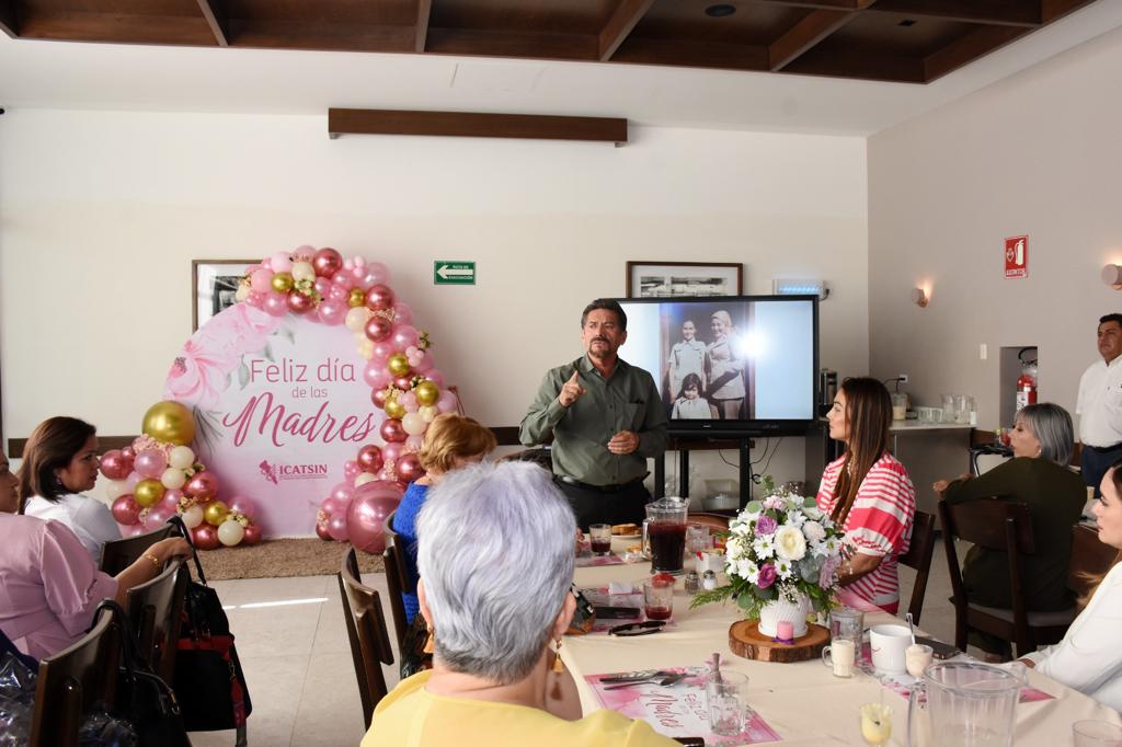 ICATSIN FESTEJA EL DÍA DE LAS MADRES