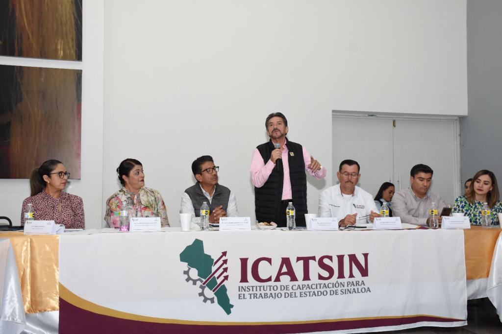 CON MUESTRA DE TRABAJOS ICATSIN ELOTA CELEBRA SU 25 ANIVERSARIO 
